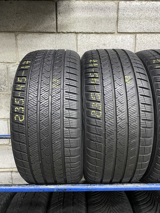 Зимові шини 235/45 R17 (97Y) VREDESTEIN