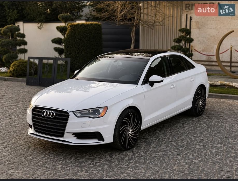 Терміновий продаж Audi A3 2015