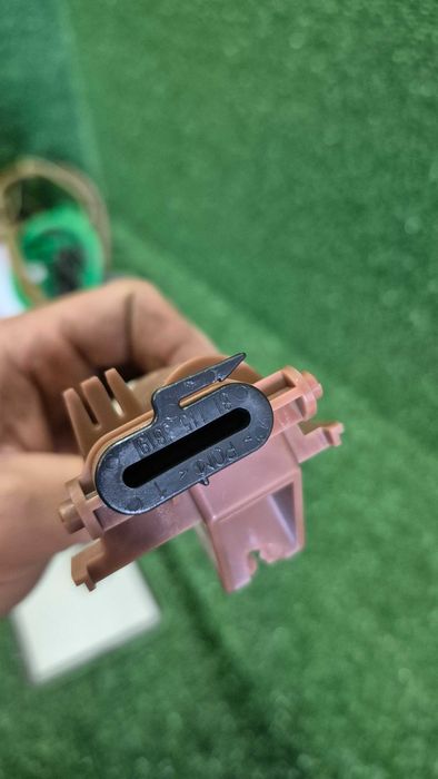Bomba Combustível Depósito Audi A4 B7 8E 8E0.919051AK Original