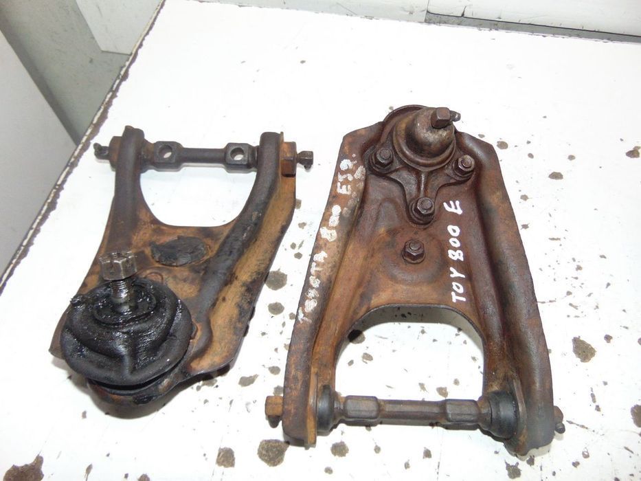 Toyota 800 cubos das rodas/Braços " usado em bom estado