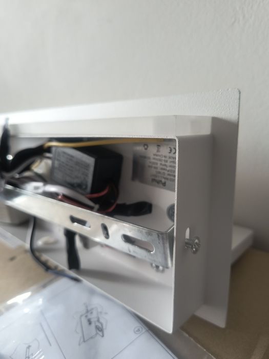 Лед лампа для чтения бра с зарядным для телефона