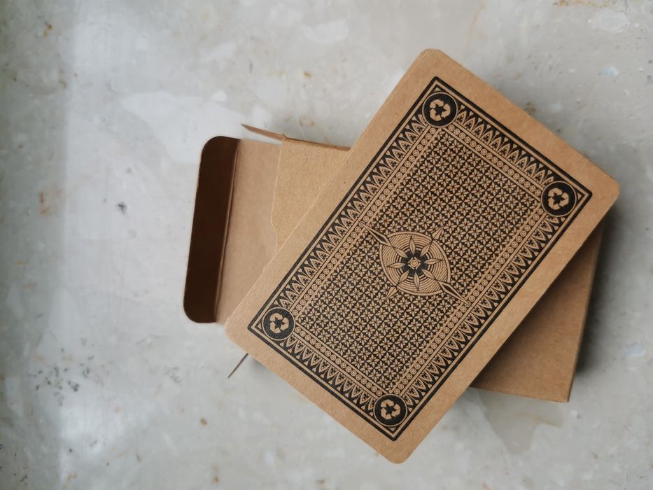 Karty do gry gra karciana nowe eco brązowe komplet