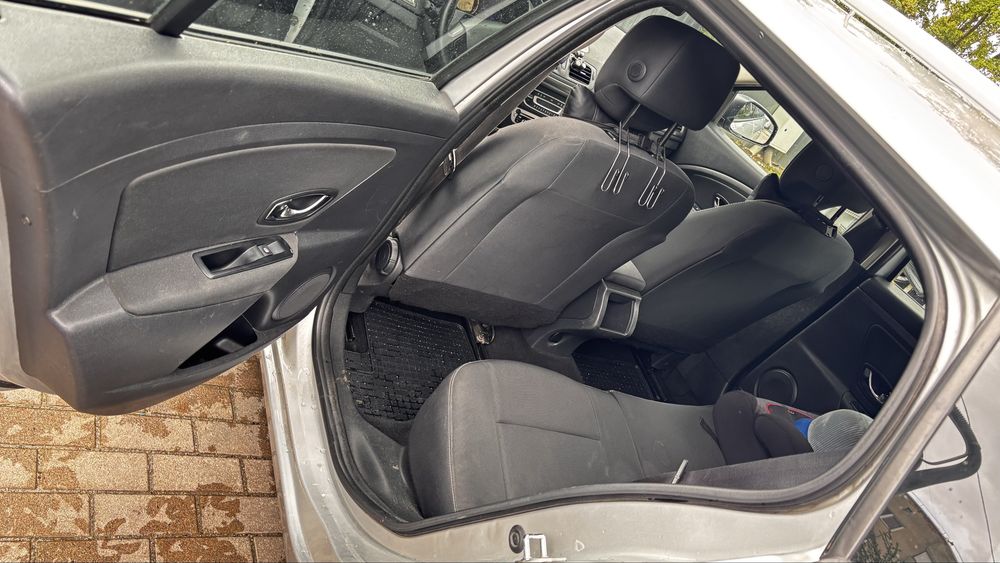 Продам економний Megane Renault