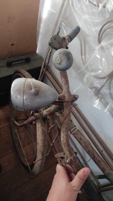 Bicicleta Pasteleira Fermen para restauro