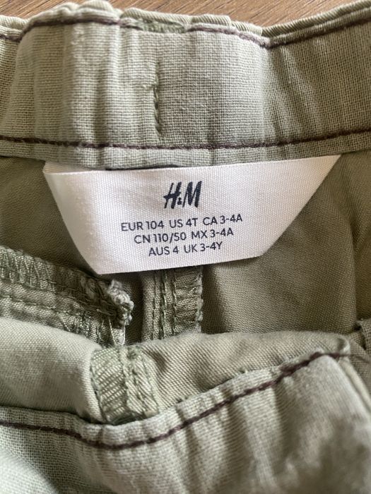 Krotkie spodenki chłopięce