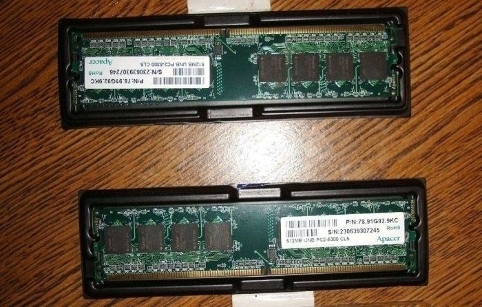 Оперативная память Apacer DDR2 512MB UNB PC2-5300 CL5
