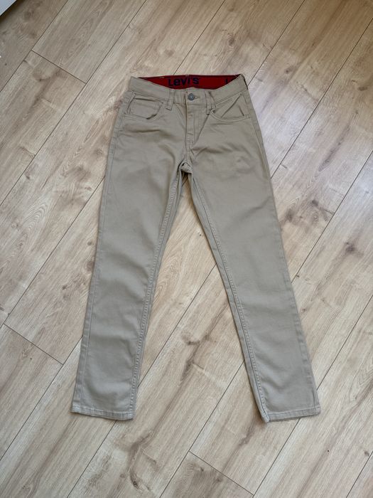 Нові бавовняні бежеві штани від Levi’s для хлопчика 12 років
