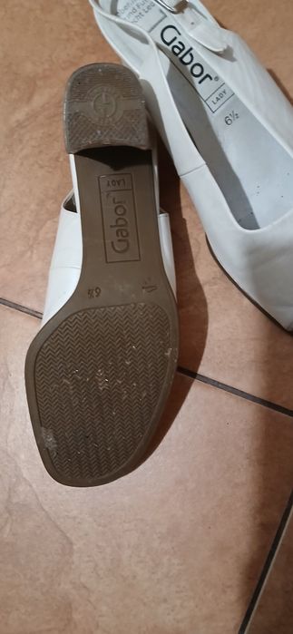 Sandaly damskie na klocku
