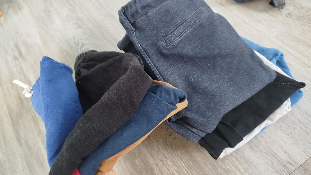 Oddam ubranka chłopięce, rozmiar 98