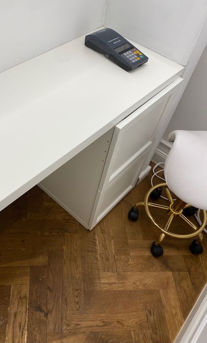 Recepcja \ Biurko do Salonu