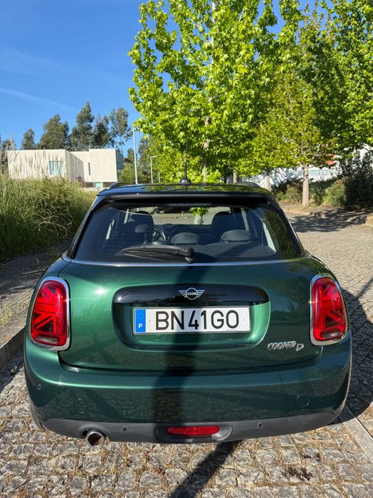 Mini Cooper D 5 portas 2018 ! Full extras !! Cor british Racing Green!!