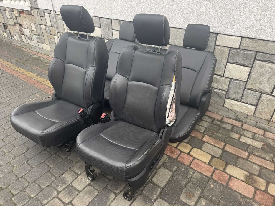 Fotele Kanapa Dodge Ram 2017