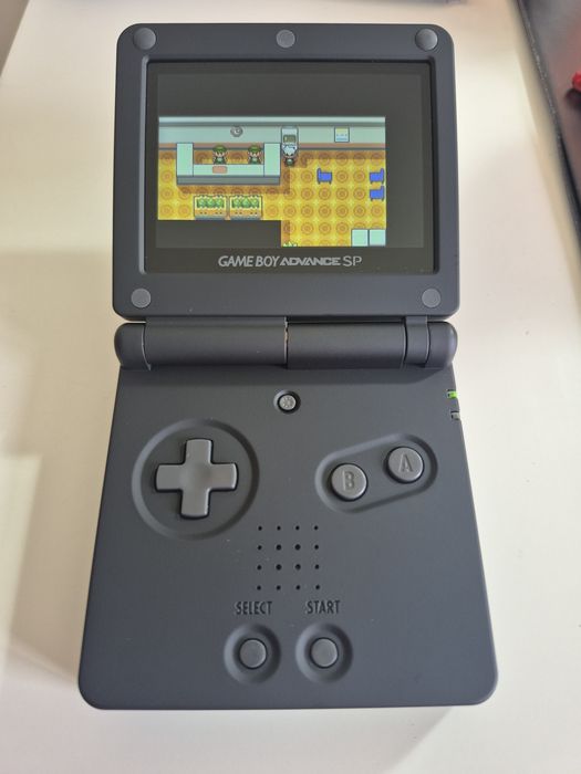 Pokémon Emerald para Gameboy