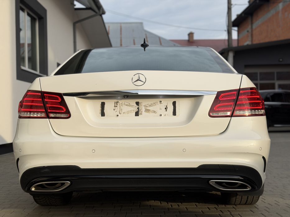 Кришка багажника, задня ляда С799 Mercedes-Benz E-Class W212