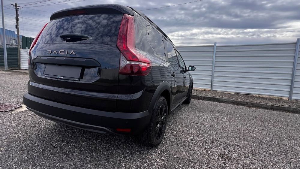 Dacia Jogger 1.0 ECO-G Bi-Fuel Extreme+ Up&Go 7L — photo 5