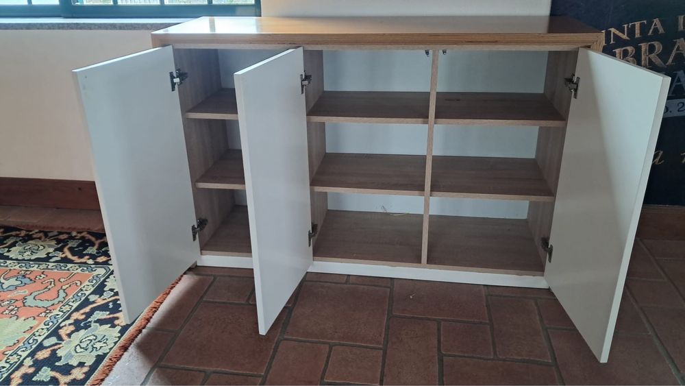 2 moveis simples em bom estado