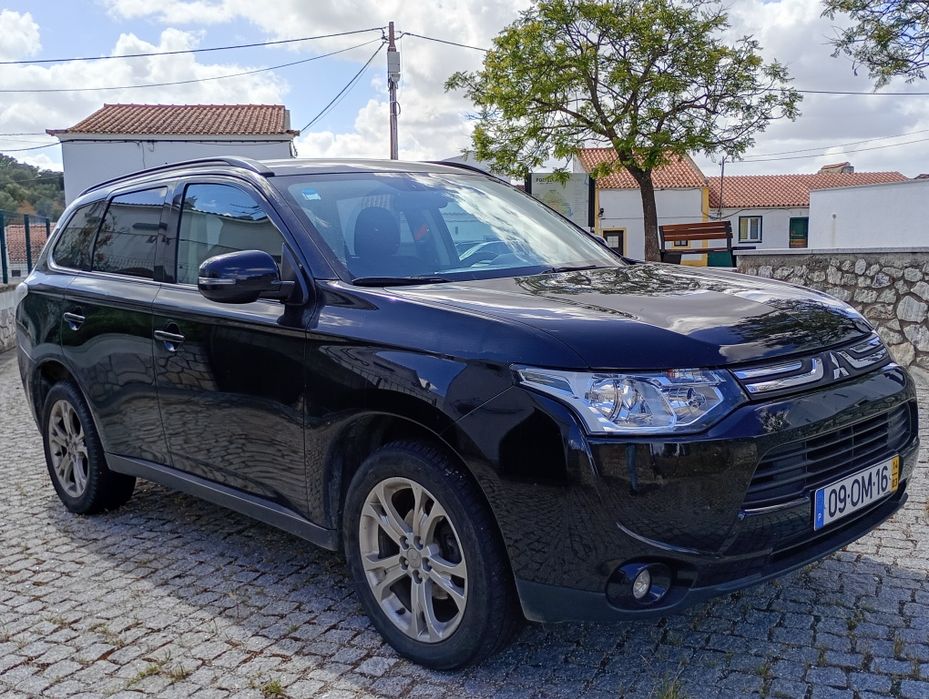 Mitsubishi Outlander 2.2 DI-D 150cv - 7 Lugares - Nacional/Histórico Completo