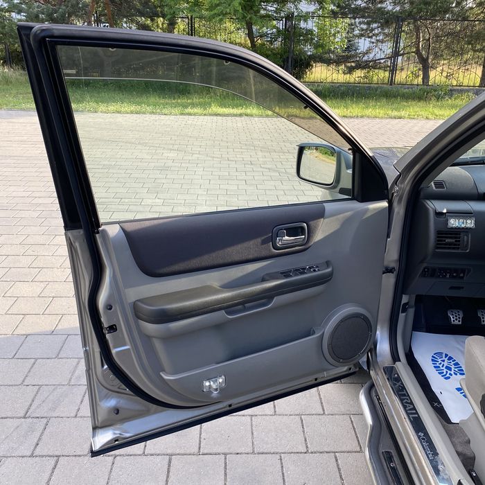 Nissan X-Trail T30 2005 Бензин 2.5 MT 4WD Columbia 177 тис. км 2 власники Рідна фарба автомобіль