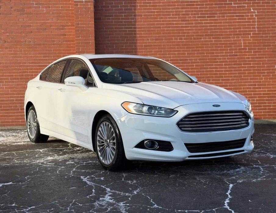 Ford Fusion Titanium      2014