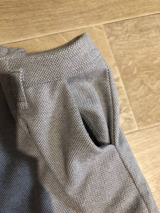 Класичні сірі шорти