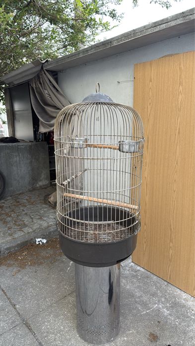 vendo gaiola de passaros
