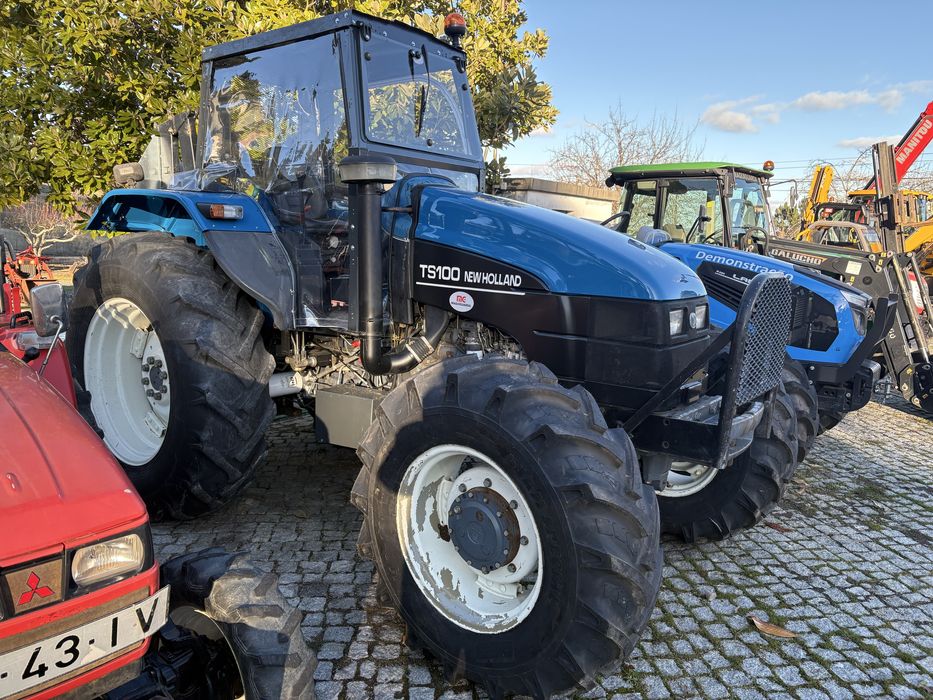 New Holland TS100