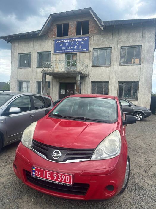 Нісан нота 2009 рік