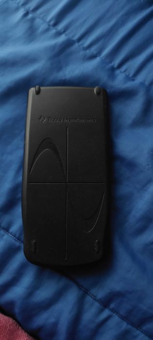 Calculadora gráfica Texas Instruments TI-83 Plus preço reduzido