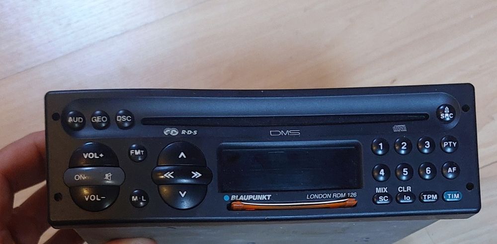 Auto Rádio Blaupunkt London RDM 126