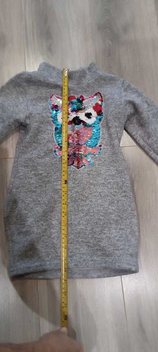 Тепла туніка на флісі для дівчинки з паєтками!