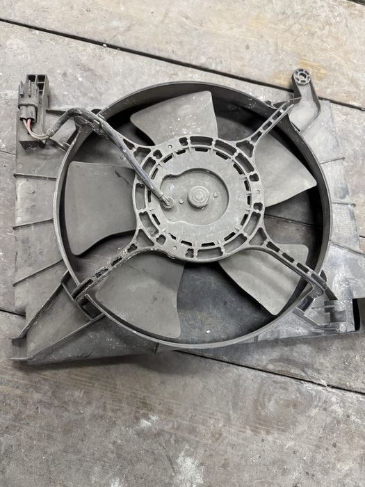 Продам вентилятор хюндай