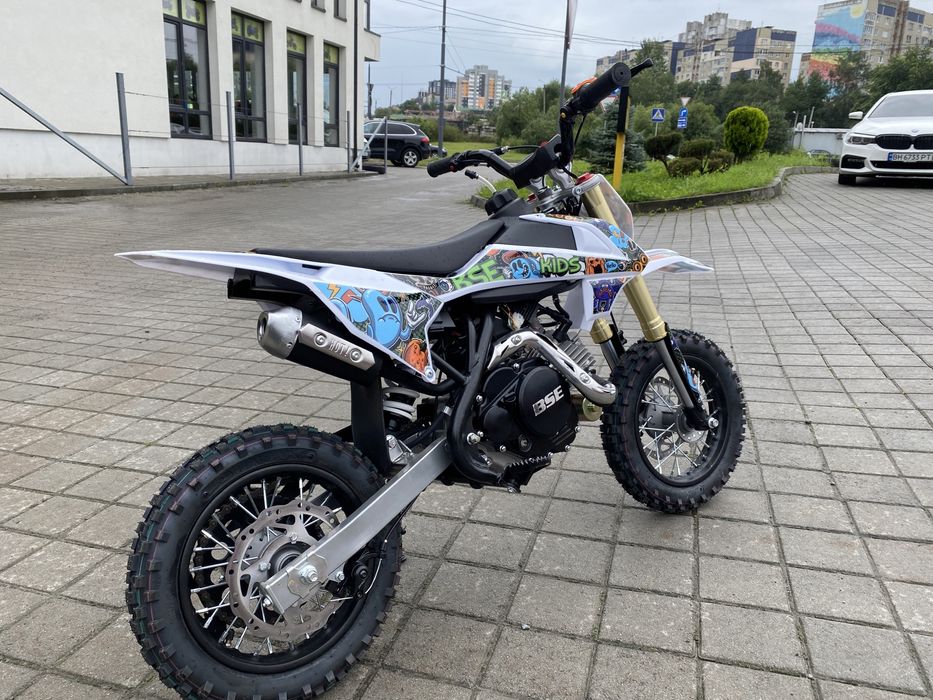 NEW SP03 ENDURO (КТМ50),з двигуном внутрішнього згорання 49 см3