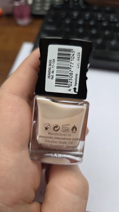 Klasyczny lakier do paznokci Alessandro Heavens Nude Vegan