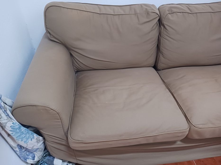 sofá EKTORP 2 lugares
