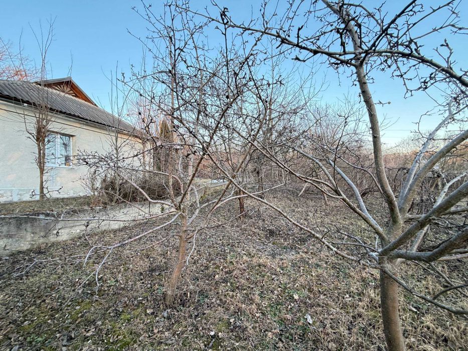 Продам будинок терміново в шикарному стані  з комунікаціями