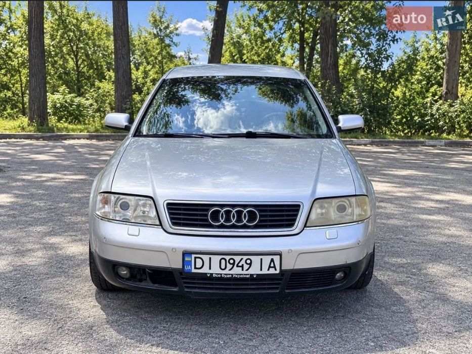 Audi A6 с5 2000г
