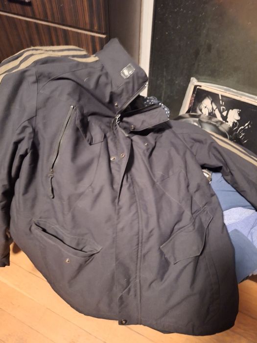 Parka adidas bom estado