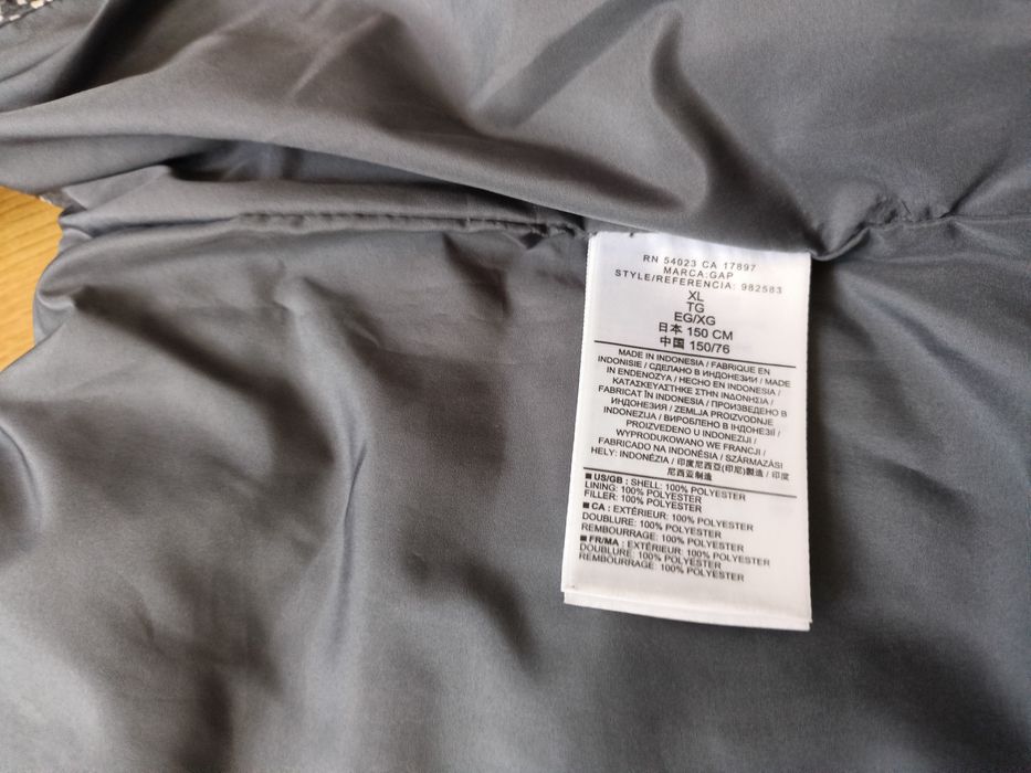 Bezrękawnik dziecięcy 12 lat, 150 cm.  Gruby