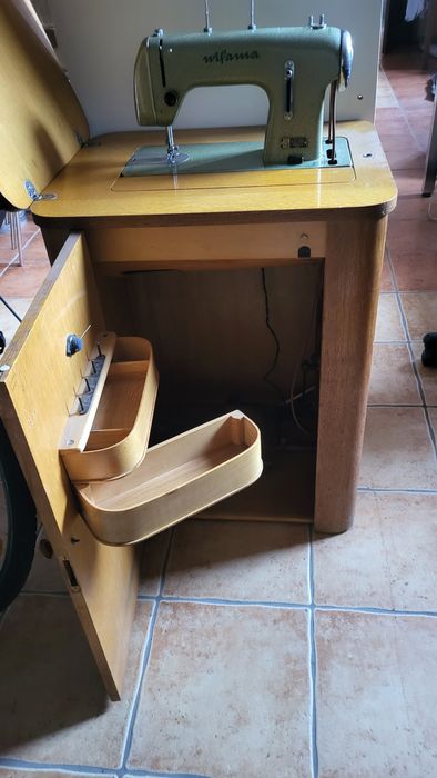 Maszyna do szycia marki Wifama