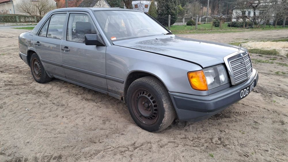 Mercedes-Benz W124 (1984-1993) W 124