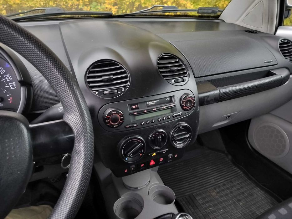 New Beetle 2.0 benzyna