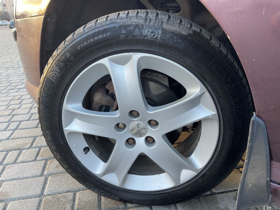 Пежо 407, 2,0 газ/бензин механика 2005 г