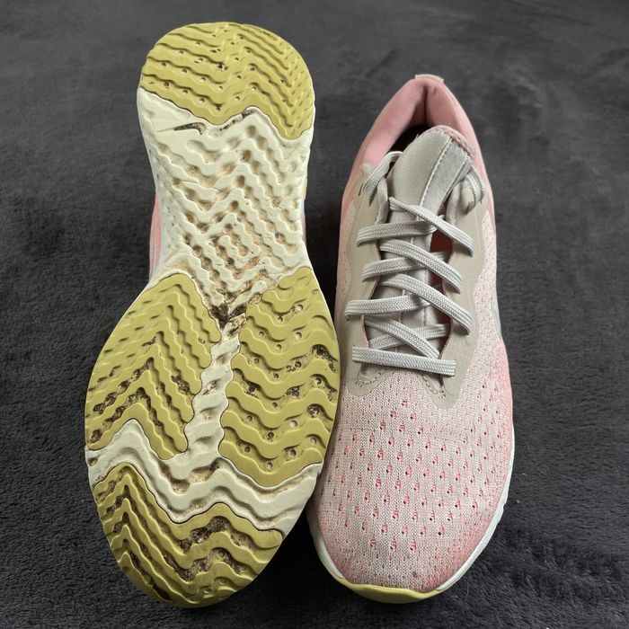 Жіночі кросівки Nike odyssey react. P. 40,5.