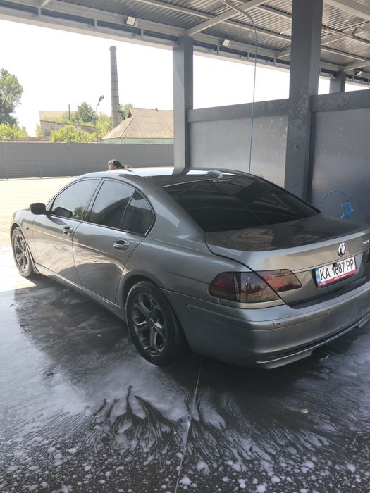 Продам  бмв740і  е65