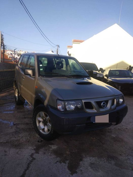 Nissan Terrano 2 2.7 tdi pra vender à peça.