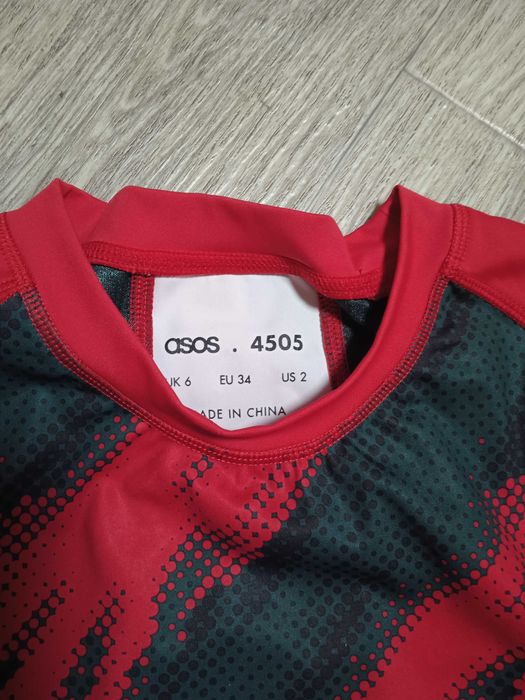 Женский спортивный топ Asos 4505 Размер: EU 34 (40)