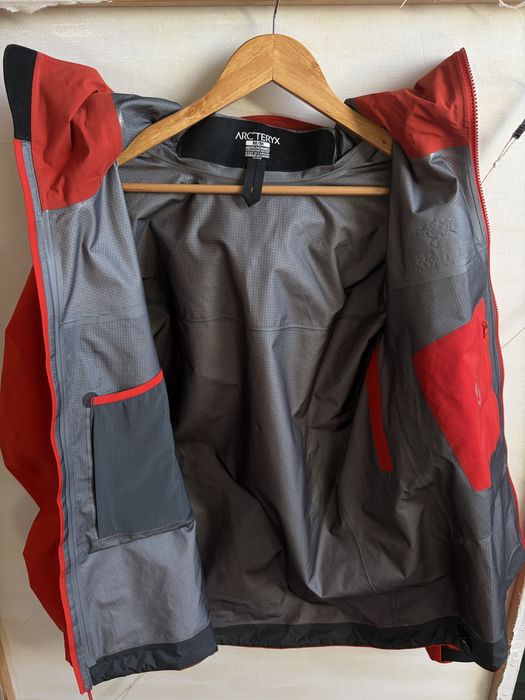 Kurtka Hardshell Arcteryx Alpha SV  Goretex-pro