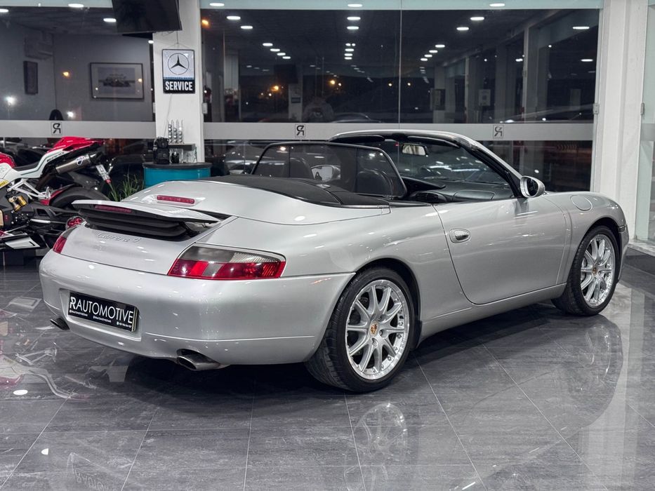 Porsche 911 (996)