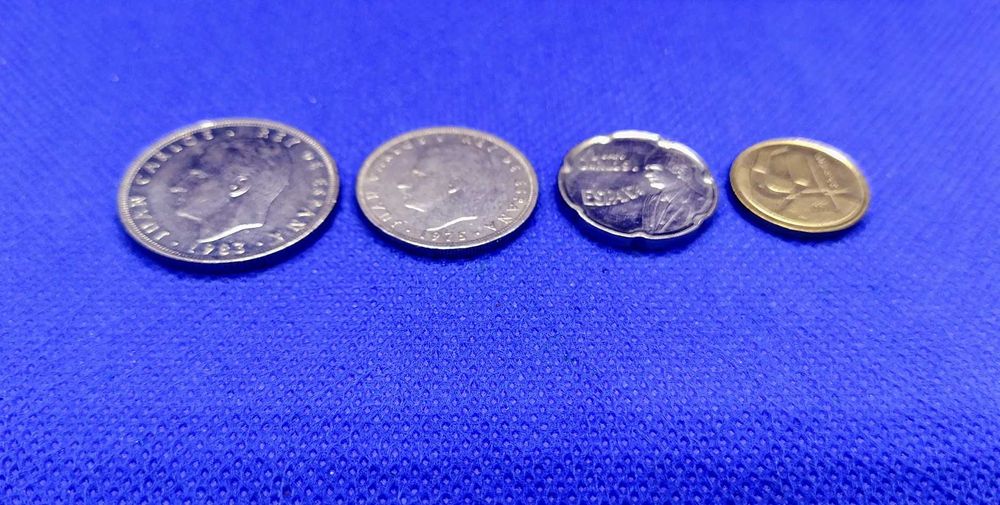 Lote de 4 moedas correntes Pesetas