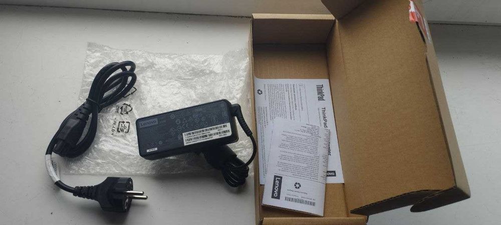 Блок живлення для ноутбука Lenovo 65W